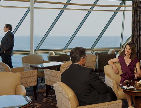 Suite-Lounge-couple-enjoying-drinks-in-departure-lounge Suite Lounge